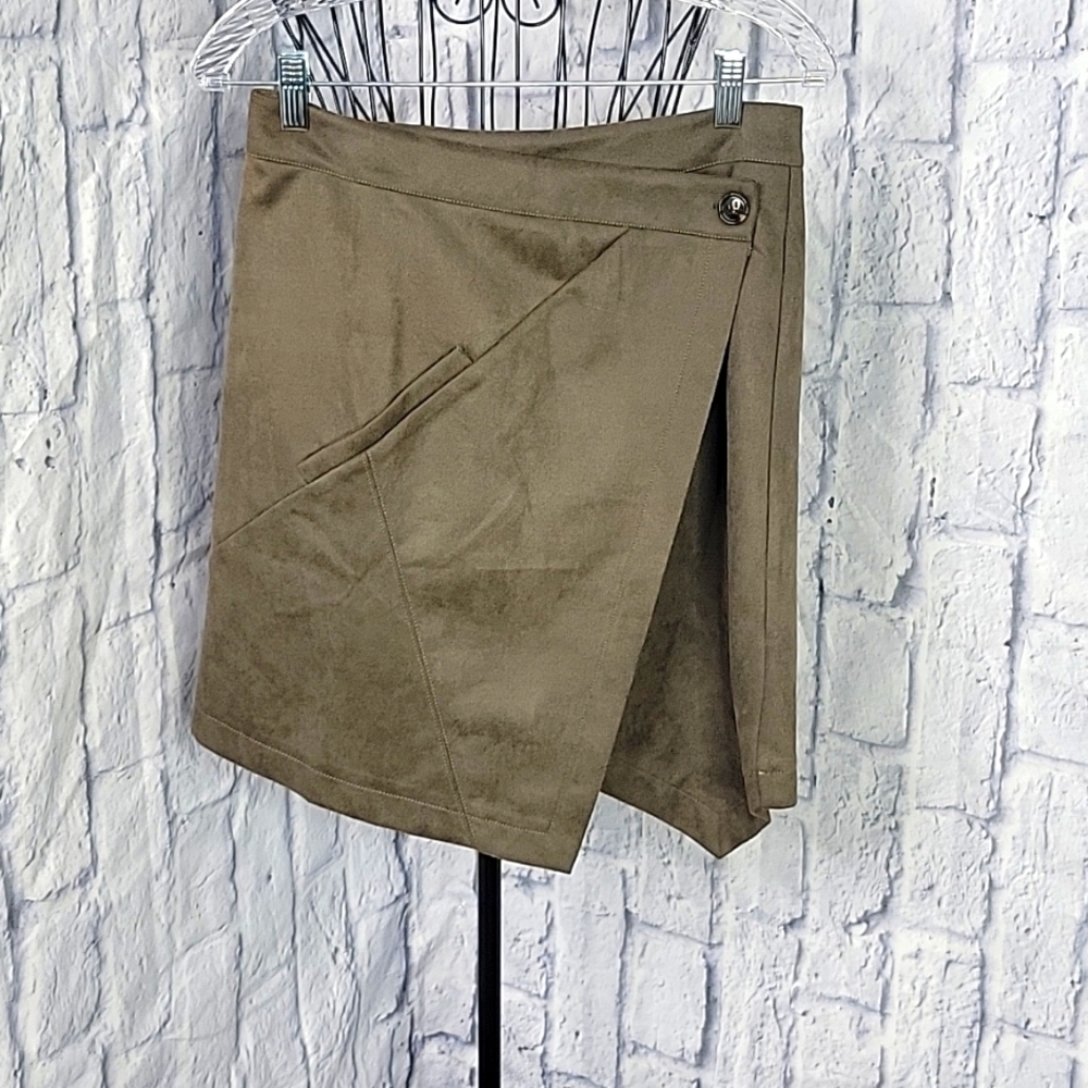 LISTIELE Olive Green Short Wrap Around‎ Skirt Medium